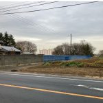 八潮市八條 約409坪 車両置場に最適！！県道沿い！ 【物件番号：0289-A】